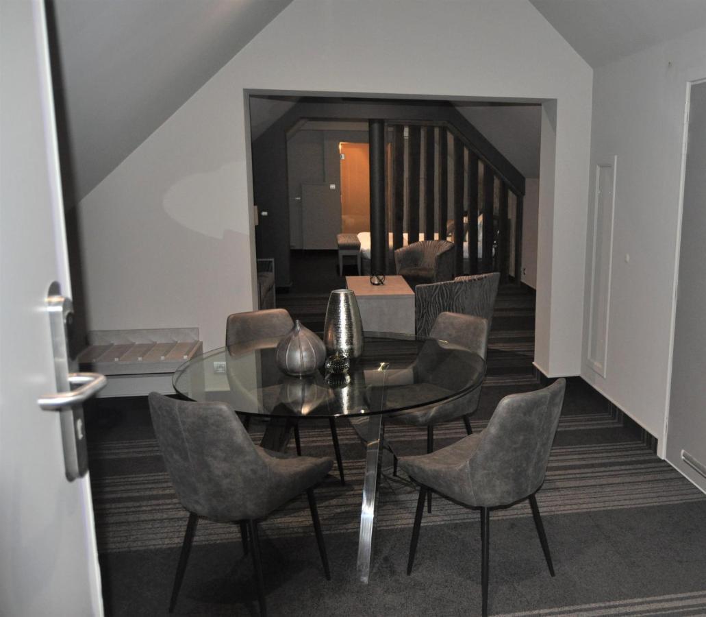 Hotel Saint Daniel Péruwelz Buitenkant foto