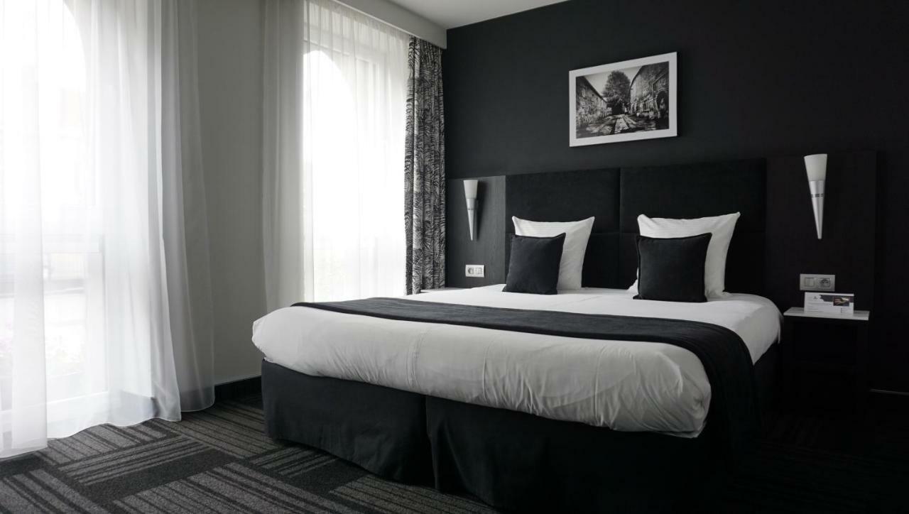 Hotel Saint Daniel Péruwelz Buitenkant foto